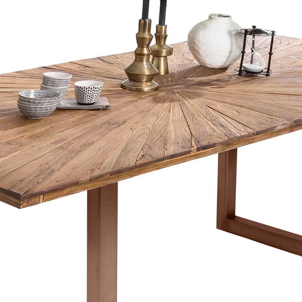 Moderner Tisch Juwan aus Recyclingholz mit Bügelgestell