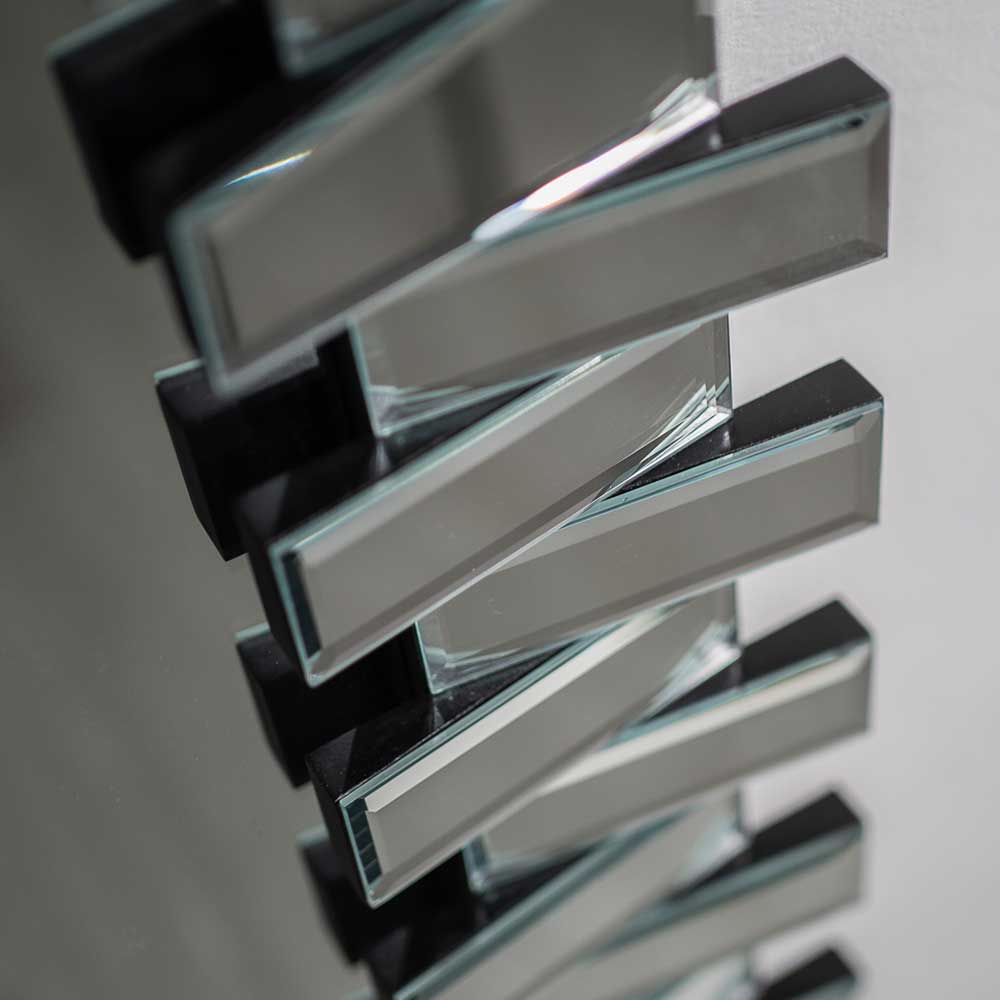 Design Spiegel Fansas in Silberfarben mit Facettenschliff Rahmen