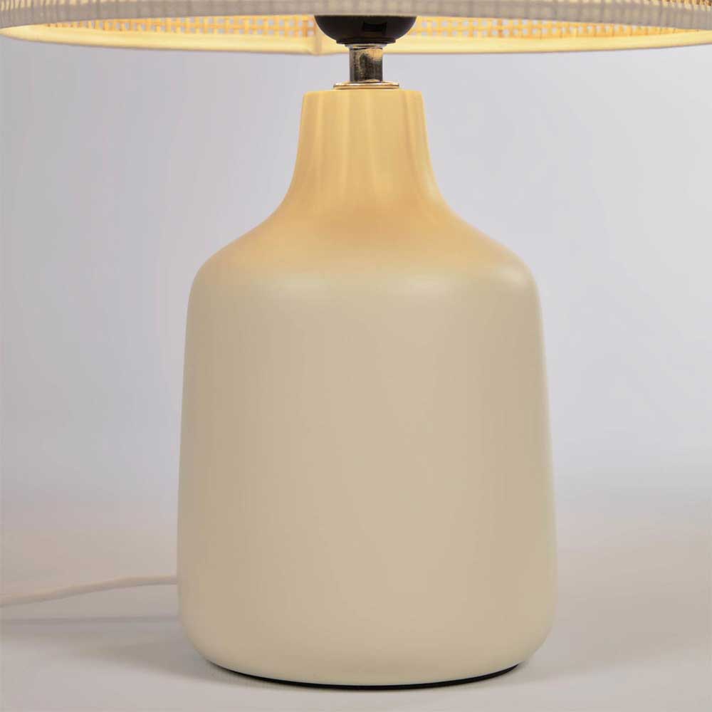 Skandi Design Tischlampe Cador aus Bambus Geflecht und Keramik