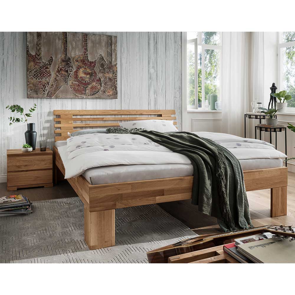 Massivholz Bett Spaniav inklusive zwei Nachtkommoden aus Wildeiche (dreiteilig)