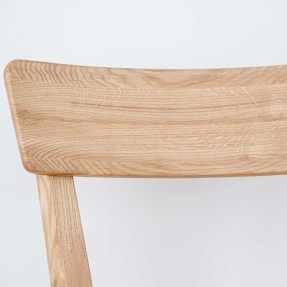 Stuhl Massivholz Hume aus Wildeiche und Beige Webstoff