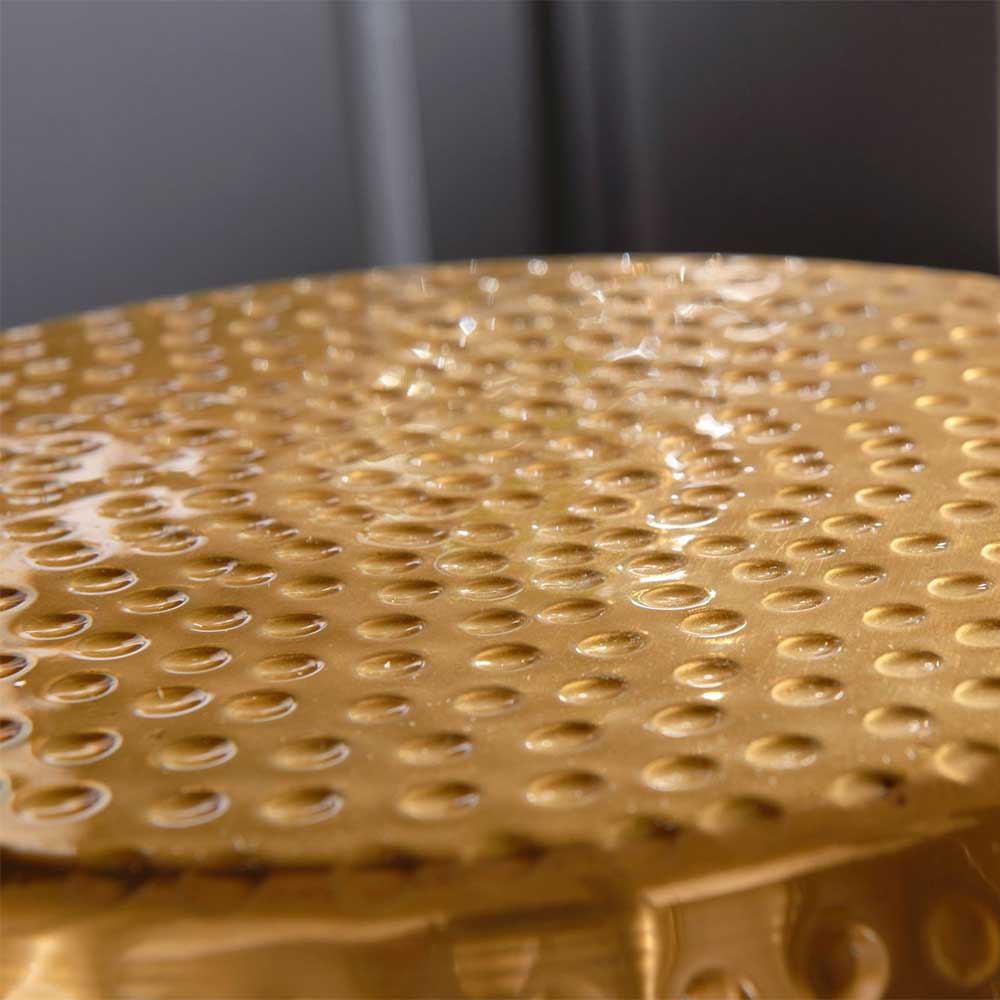 Handgearbeiteter Sofa Beistelltisch Chessna in Goldfarben aus Aluminium