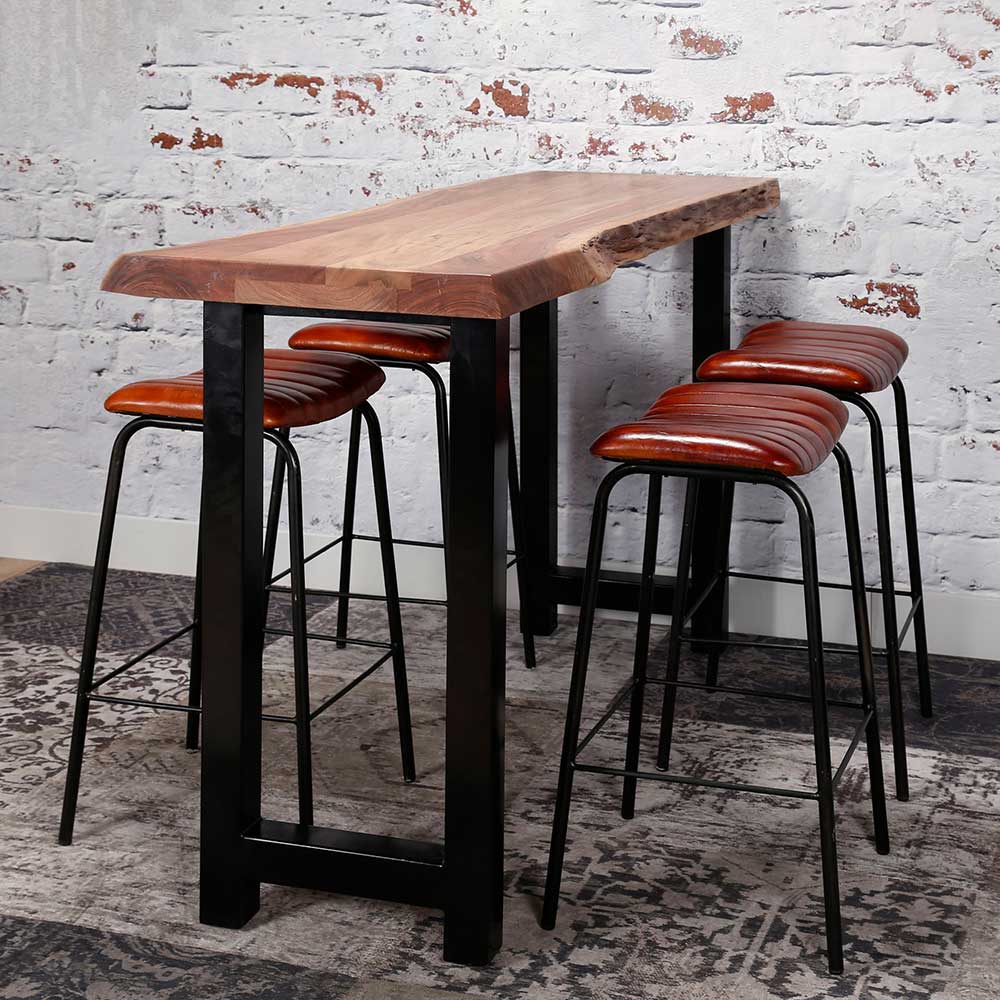 Tisch Concista aus Akazie Massivholz und schwarzem Stahl 150 cm breit