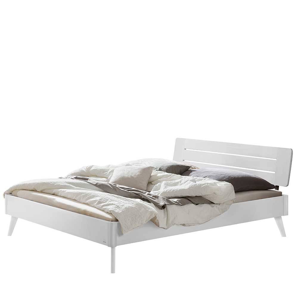 Weißes Doppelbett Sharay aus Buche Massivholz in modernem Design