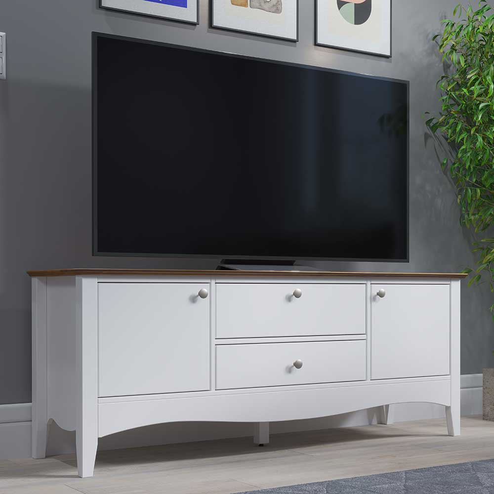 Landhaus TV Lowboard Bados 140 cm breit in Weiß und Kiefer dunkel