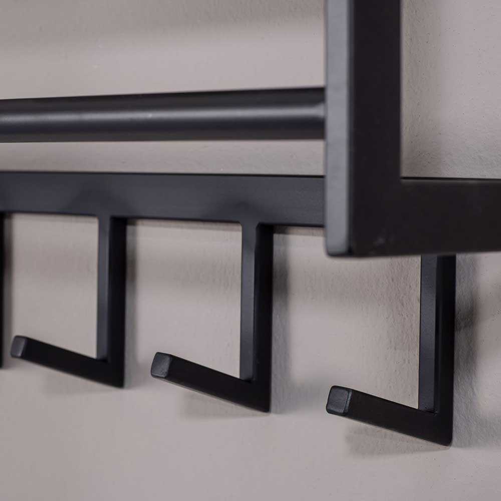 Schwarze Metall Wandgarderobe Vulcanus im Industrie und Loft Stil 70 cm breit