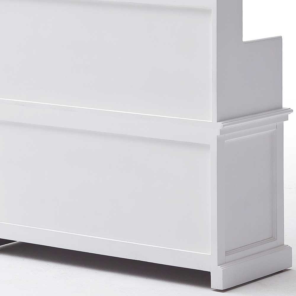 Kompakte Garderobe Lacromas im Landhausstil in Weiß