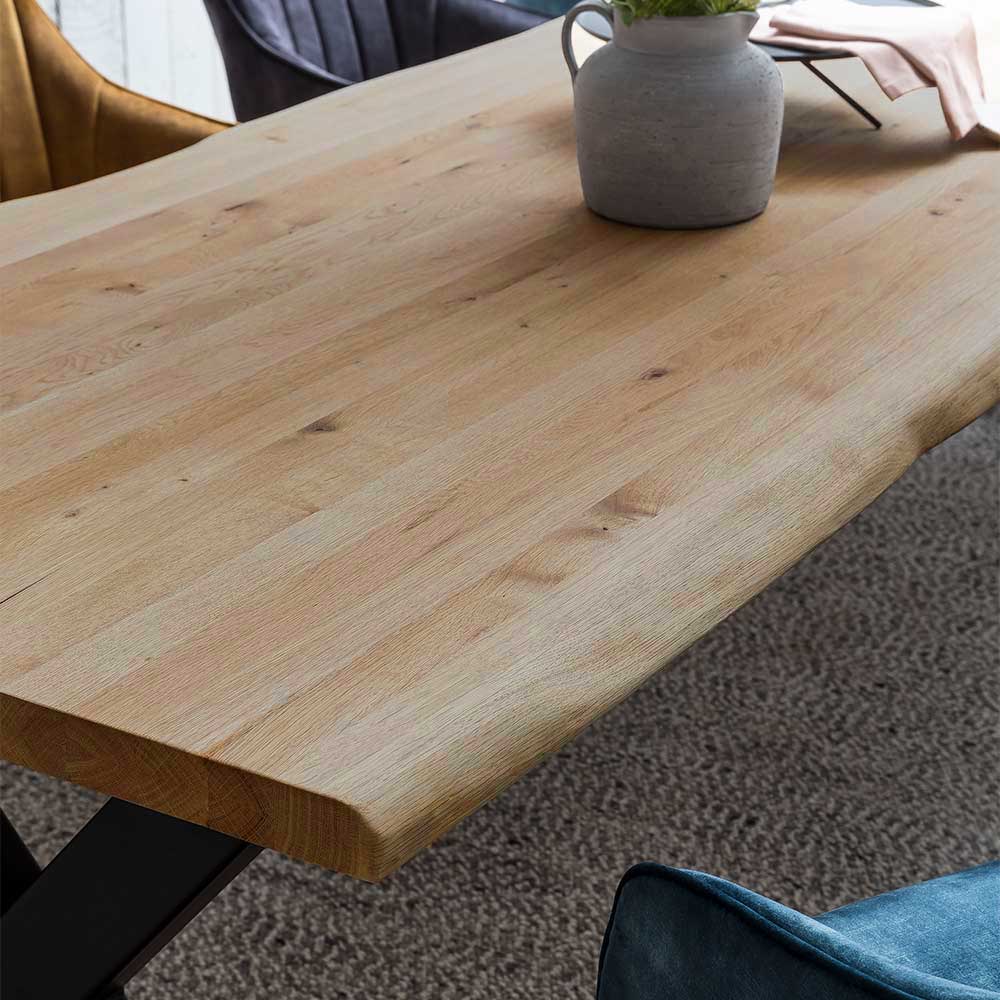 Tisch Esszimmer Teljan im Industry und Loft Stil mit natürlicher Baumkante