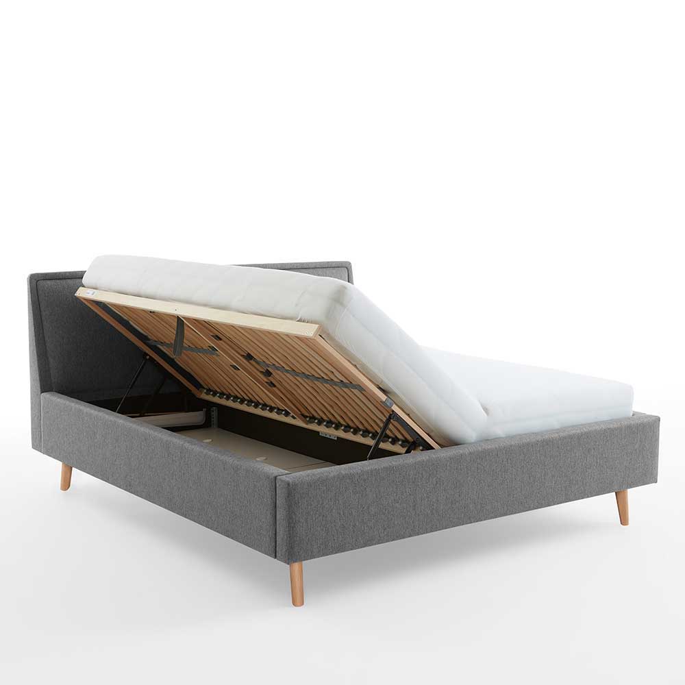 Gepolstertes Bett Cartoon in Grau mit Vierfußgestell aus Holz