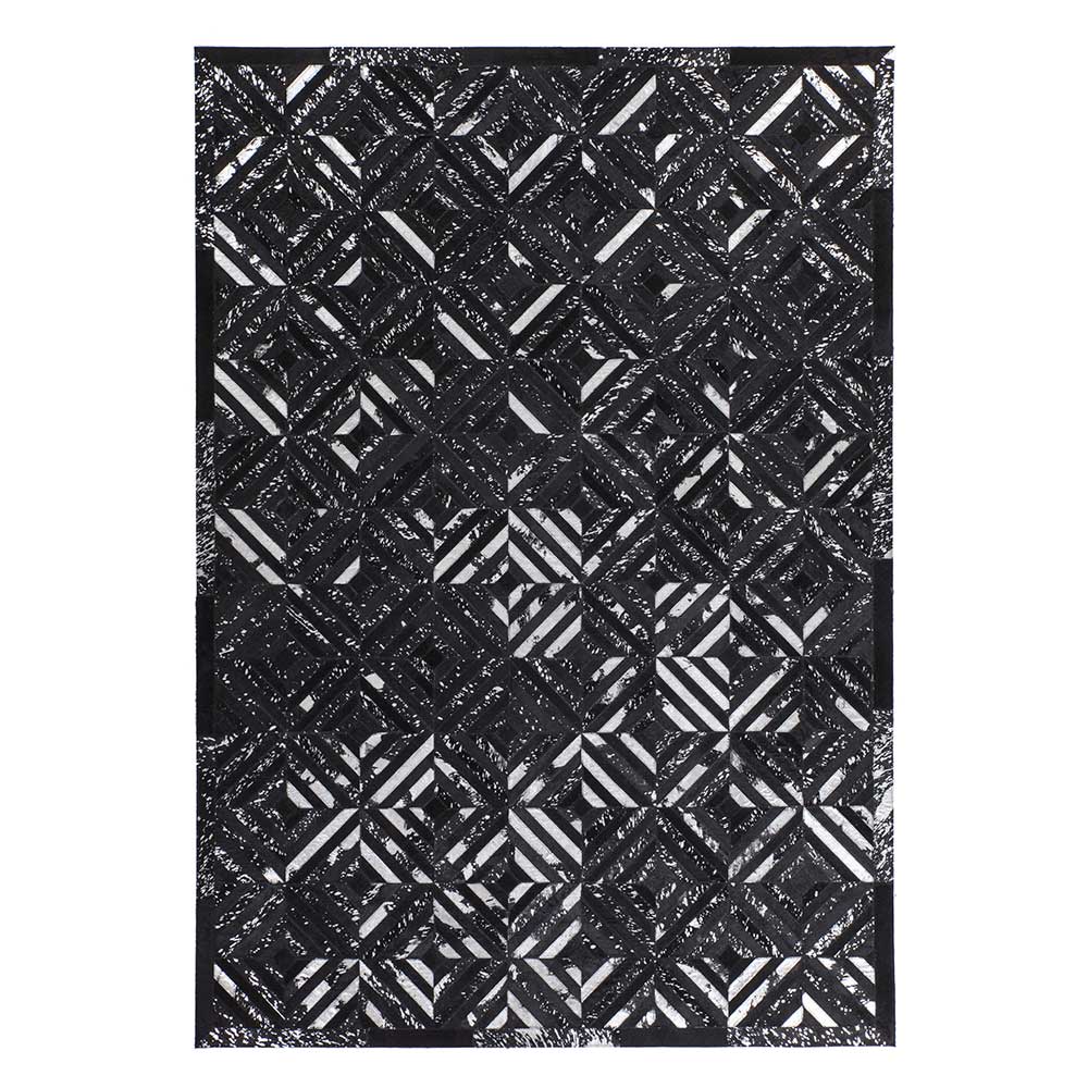 Teppich Elvadia in Schwarz und Silberfarben aus kurzem Echtfell