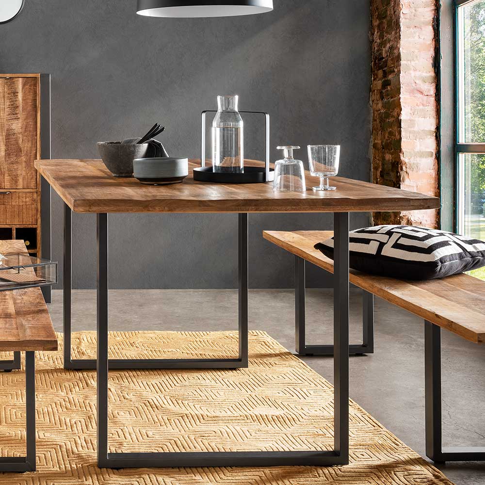 Tisch Esszimmer Exeta im Industrie und Loft Stil mit Bügelgestell