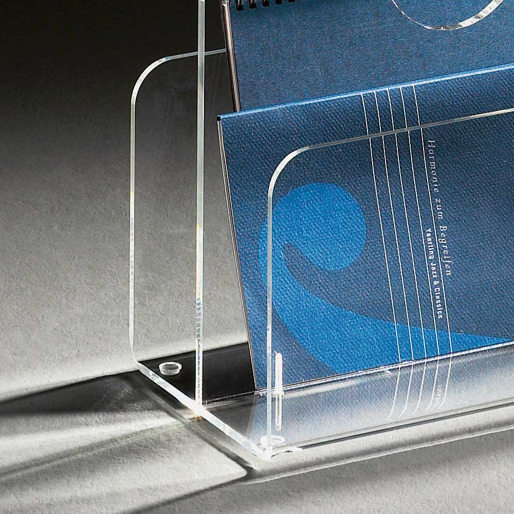 Zeitschriftenhalter Lazur aus Acrylglas klar mit Griff