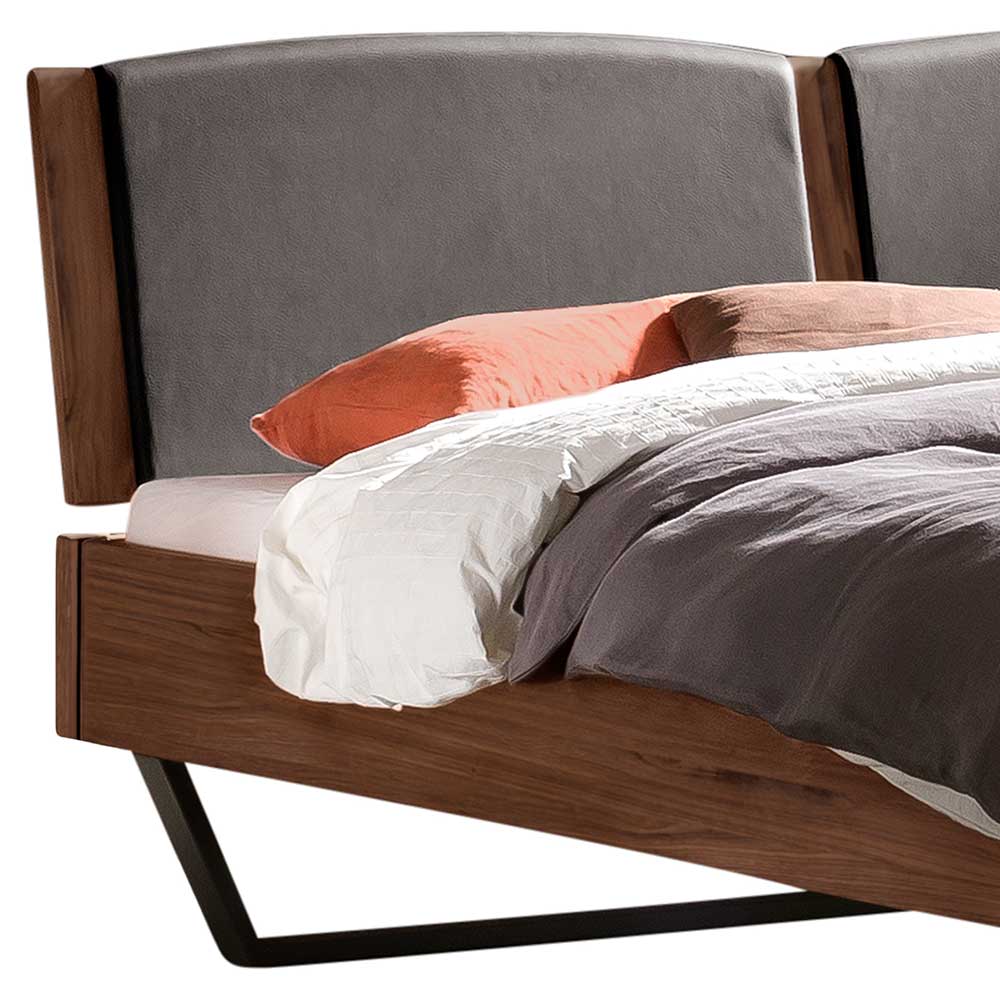 Modernes Design Bett Geroga im Industry und Loft Stil 140x200 cm