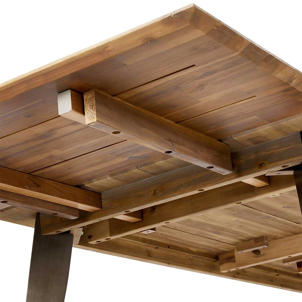 Esszimmertisch Trahivoa aus Akazie Massivholz im Loft Design