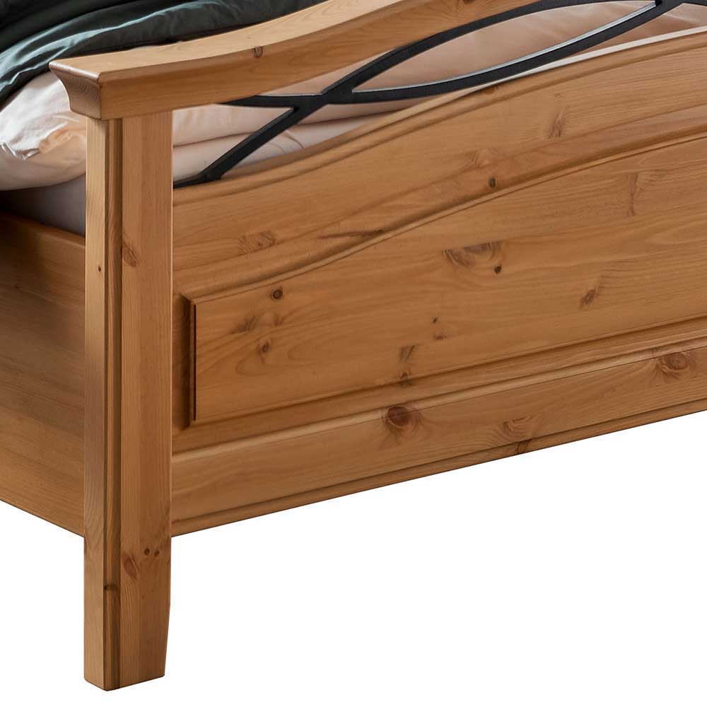 Schlafzimmer Set Dorcano aus Kiefer Massivholz eichefarbig gebeizt (vierteilig)