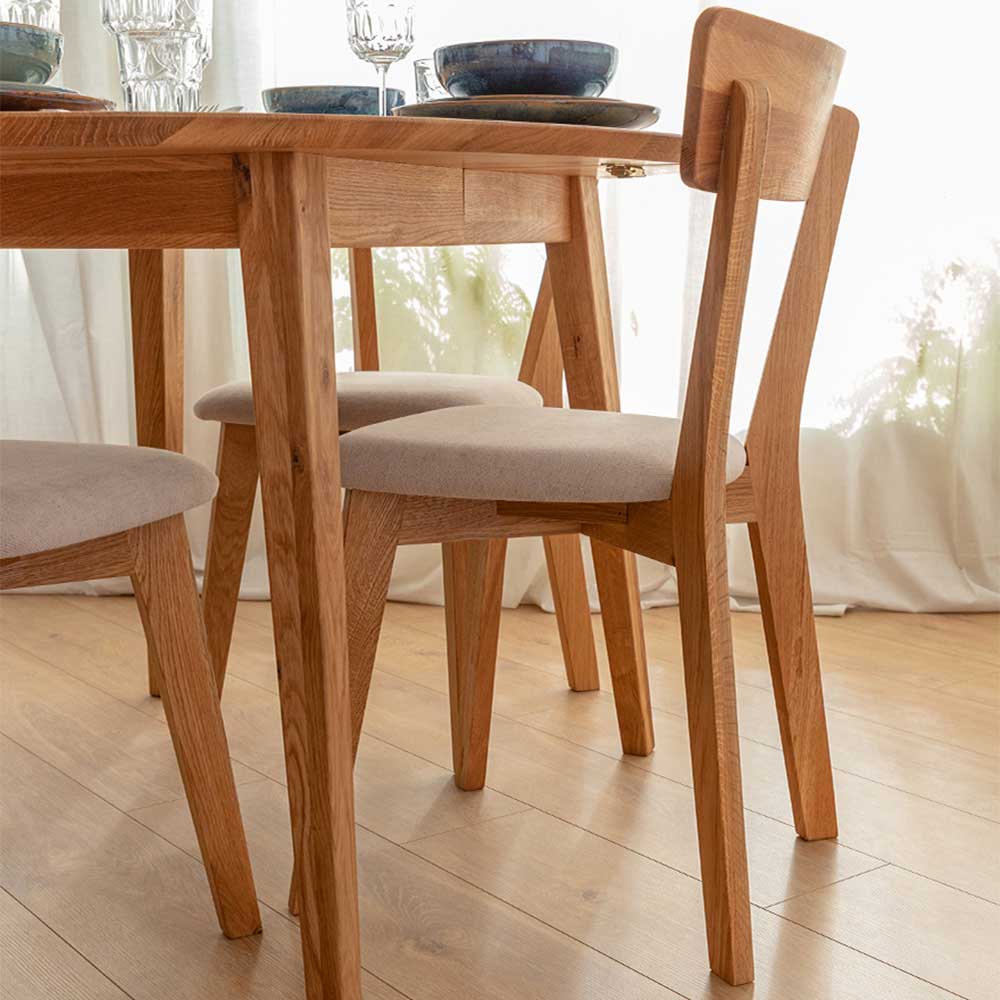 Stuhl Set Massivholz Hume aus Wildeiche und Beige Webstoff Pharao24 | 4-Fuß-Stühle