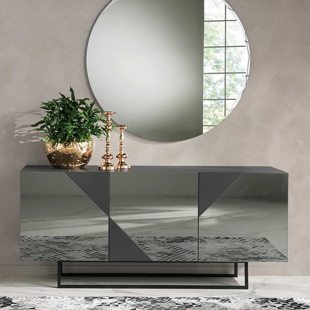 Sideboard Tsinati mit Bügelgestell aus Metall und Spiegelglas Front