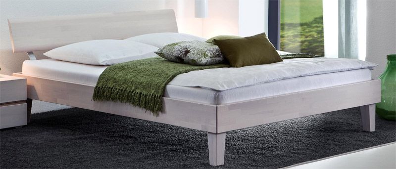 Doppelbett Nelia aus Buche in Weiß