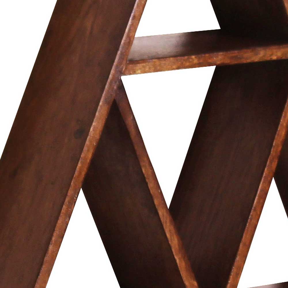 Massivholz Regal Babechy in dreieckiger Form modern